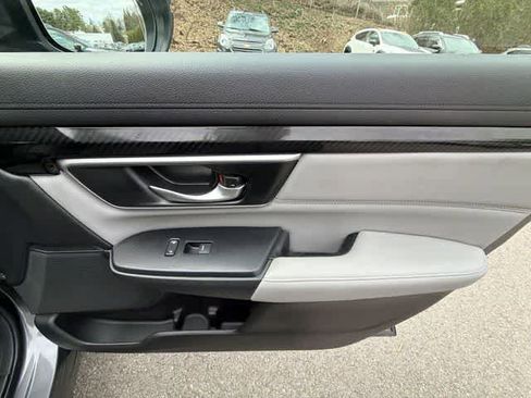 Used 2022 Honda CR-V Touring image 24