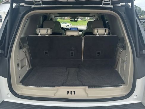 Used 2019 Lincoln Navigator Reserve AWD/4WD image 39