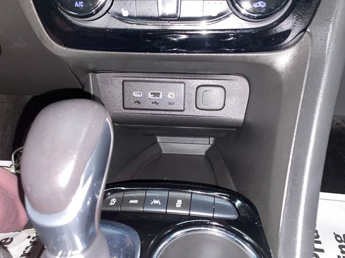 Used 2023 Buick Encore GX Select w/ Safety Package II AWD/4WD image 20