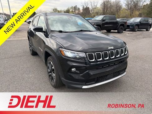 Used 2023 Jeep Compass Limited image 4