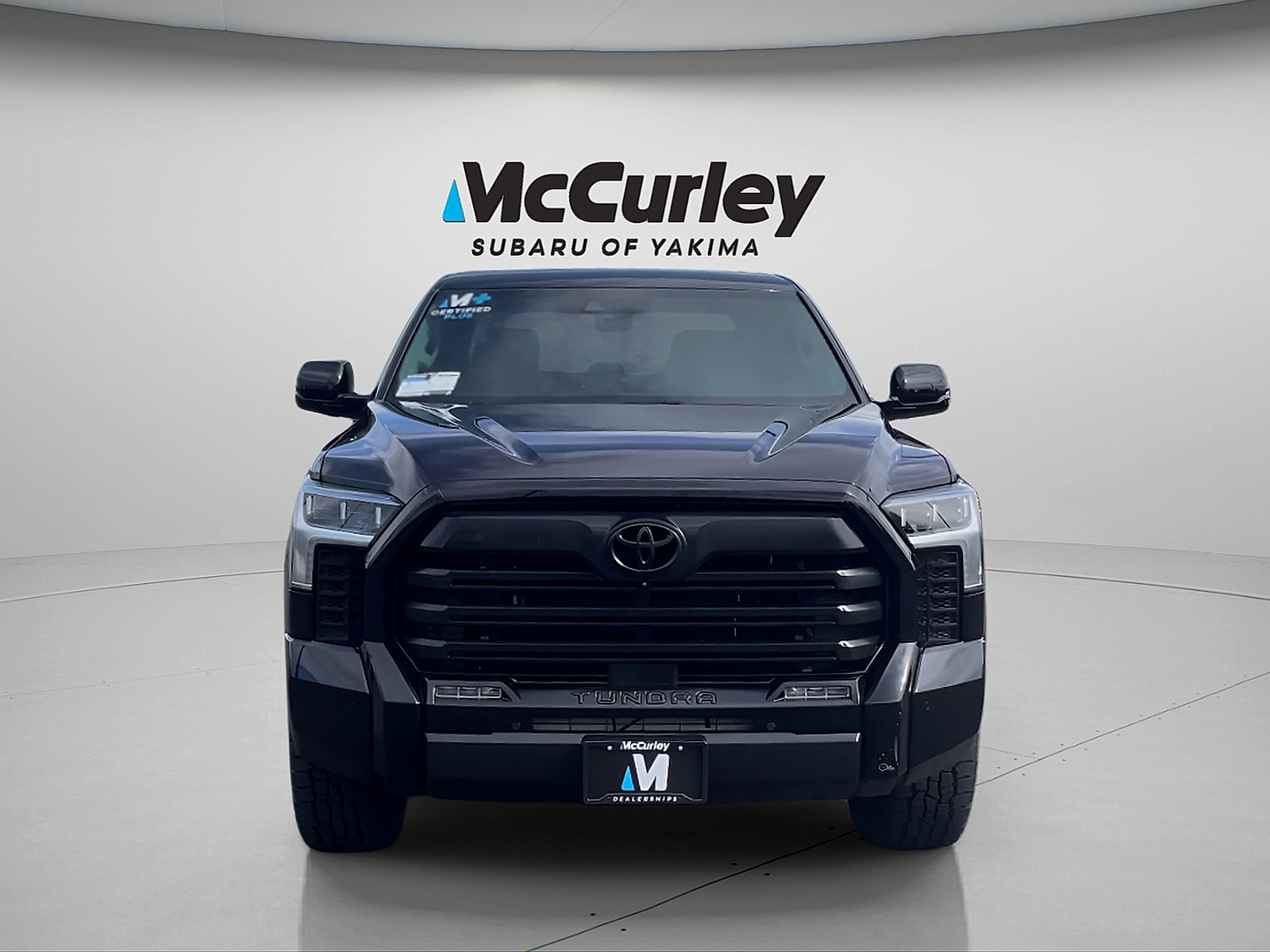 Used 2024 Toyota Tundra Limited AWD/4WD image 2