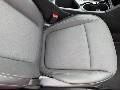 Used 2023 Buick Encore GX Select w/ Sport Touring Package image 26