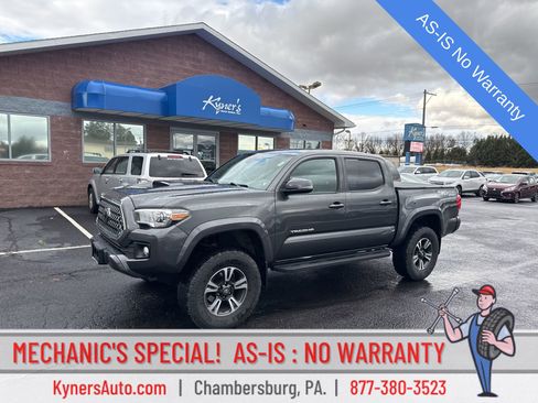 Used 2019 Toyota Tacoma TRD Sport image 1