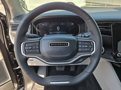 Certified 2022 Jeep Wagoneer Series II w/ Premium Group I RWD image 15