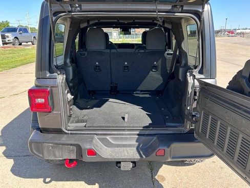 Used 2024 Jeep Wrangler Unlimited Rubicon image 5