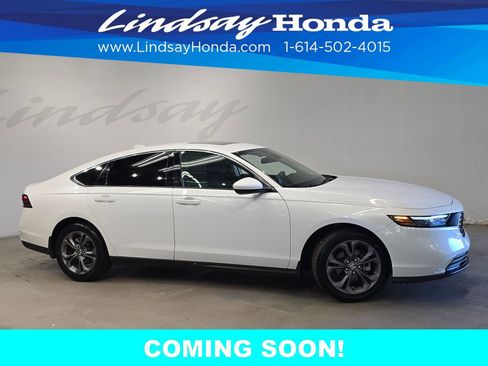Used 2024 Honda Accord EX image 3