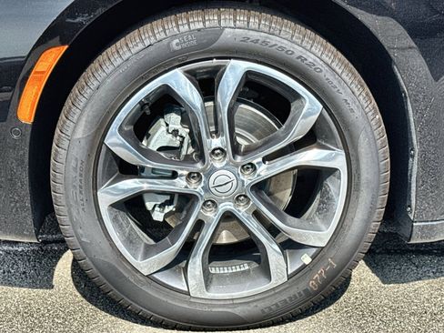 New 2026 Chrysler Pacifica Pinnacle image 12