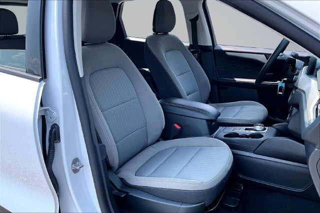 Used 2022 Ford Escape S FWD image 26