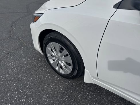 Used 2025 Nissan Sentra S image 9