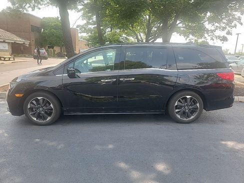 Used 2024 Honda Odyssey Elite image 5