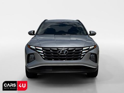 Used 2023 Hyundai Tucson SEL FWD image 2
