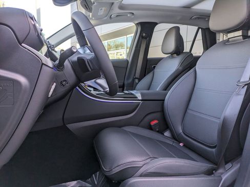 New 2025 Mercedes-Benz GLC 350e 4MATIC image 13