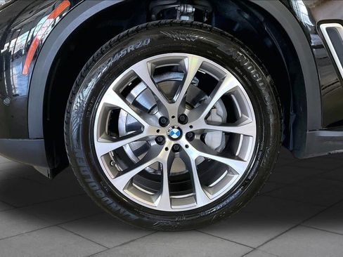 Used 2023 BMW X5 xDrive40i AWD/4WD image 10