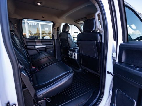 Used 2019 Ford F250 Lariat w/ Lariat Ultimate Package image 38