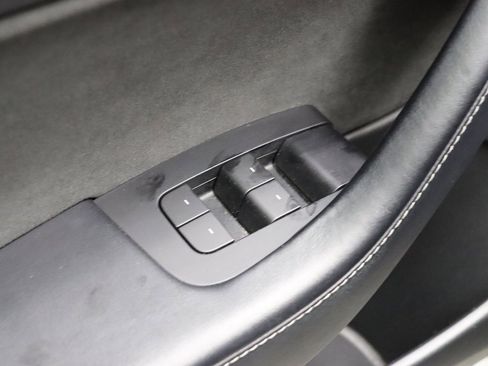 Used 2022 Tesla Model 3 image 18