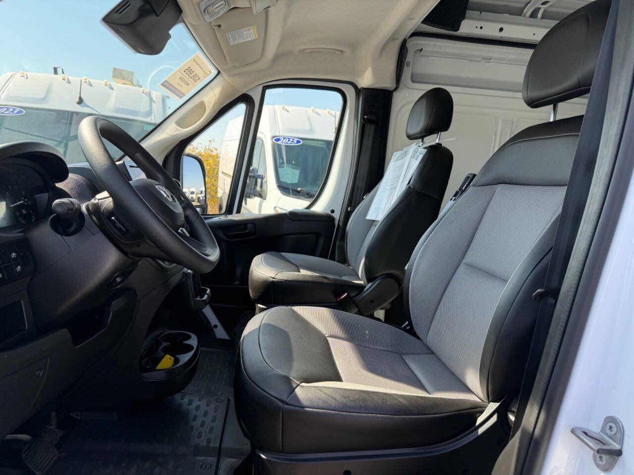 Used 2026 RAM ProMaster 2500 w/ Convenience Group FWD image 12
