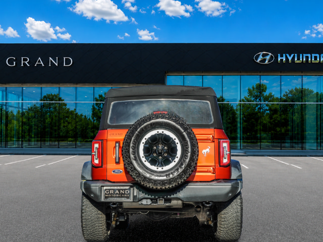 Used 2023 Ford Bronco Badlands w/ Sasquatch Package AWD/4WD image 5