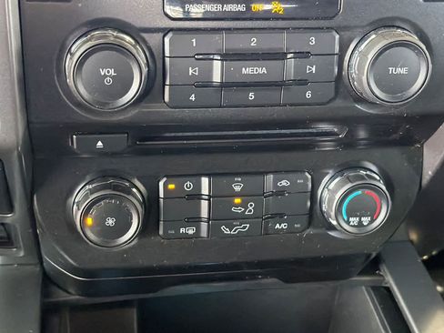 Used 2017 Ford F150 XLT w/ Trailer Tow Package image 21