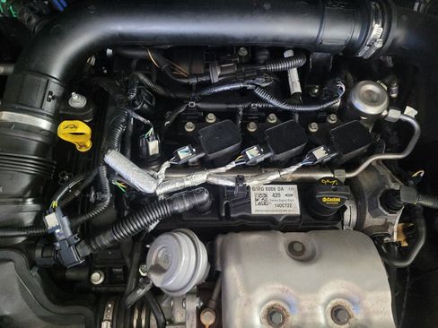 Used 2019 Ford EcoSport Titanium image 30