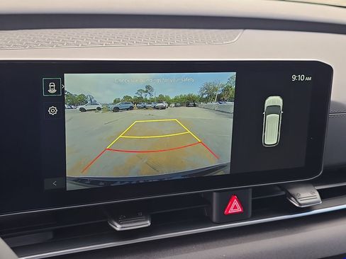 New 2026 Kia Carnival EX image 24