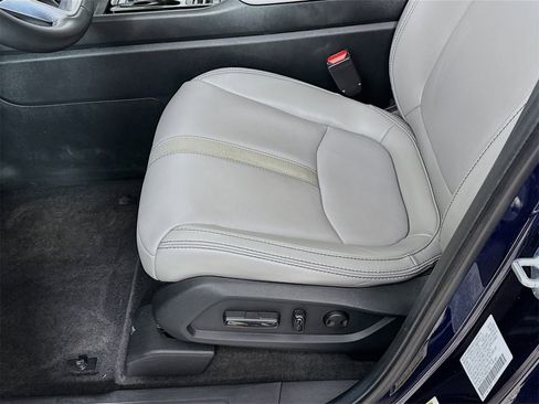 Used 2024 Honda Pilot Touring image 16