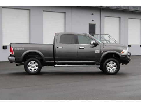 Used 2017 RAM 2500 Longhorn w/ Off Road Package image 4