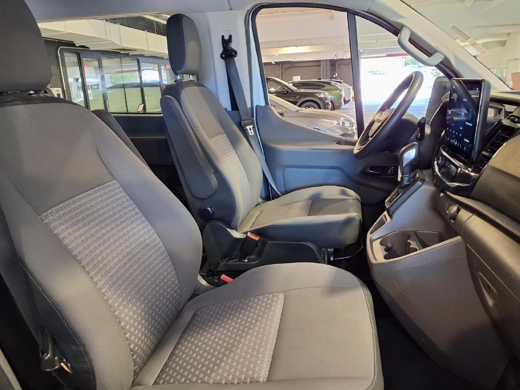 Used 2023 Ford Transit 350 XLT RWD image 25