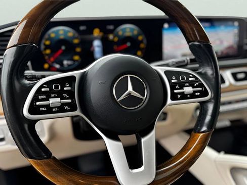 Used 2021 Mercedes-Benz GLE 350 w/ Premium Package image 21