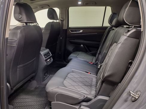 New 2026 Volkswagen Atlas SEL Premium R-Line image 29