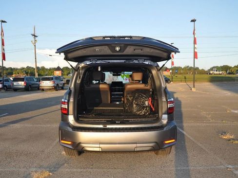 Used 2023 Nissan Armada Platinum w/ Captain's Chairs Package image 23