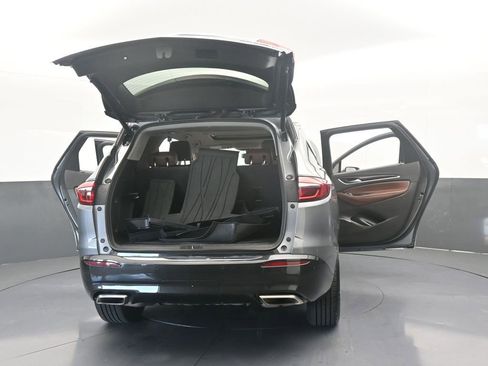 Used 2018 Buick Enclave Avenir w/ Avenir Technology Package image 79