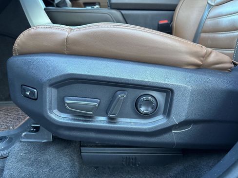 Used 2023 Toyota Tundra 1794 Edition image 13