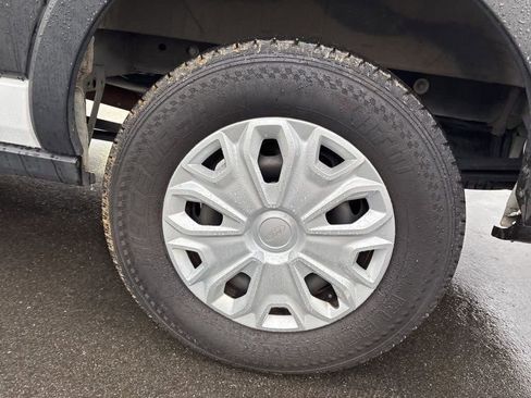 Used 2023 Ford Transit 350 XLT image 16