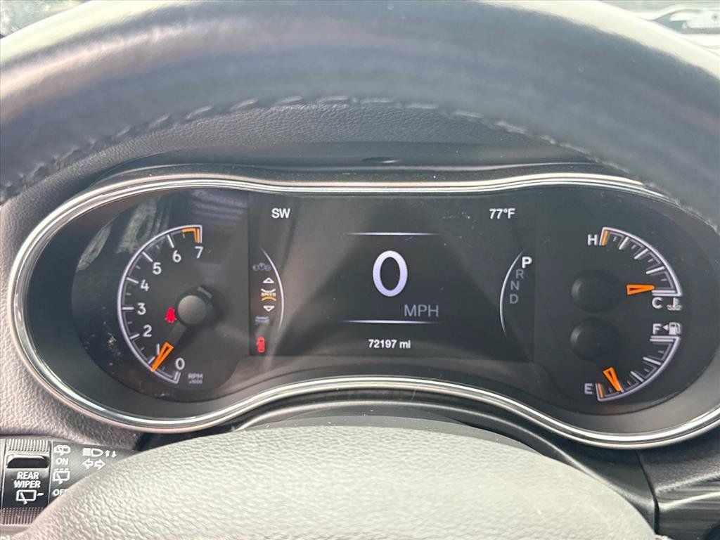 Used 2021 Jeep Grand Cherokee Laredo AWD/4WD image 19