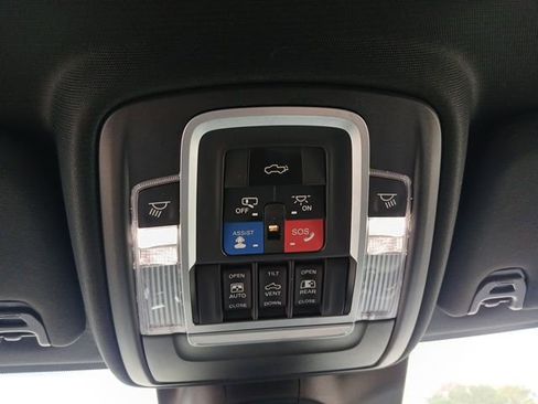 Used 2019 RAM 3500 Limited AWD/4WD image 46
