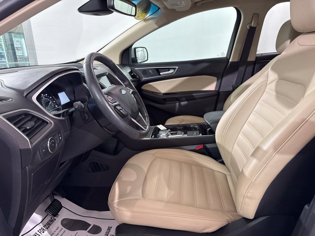 Used 2020 Ford Edge SEL w/ Convenience Package FWD image 16