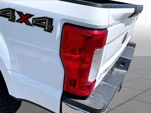Used 2019 Ford F250 Lariat w/ Lariat Value Package AWD/4WD image 27