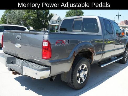 Used 2012 Ford F250 Lariat w/ Lariat Interior Pkg AWD/4WD image 6