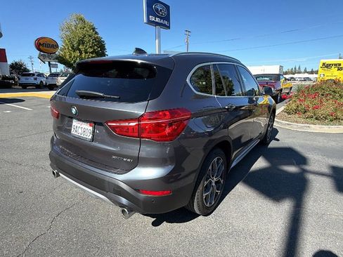 Used 2022 BMW X1 xDrive28i w/ Convenience Package image 4