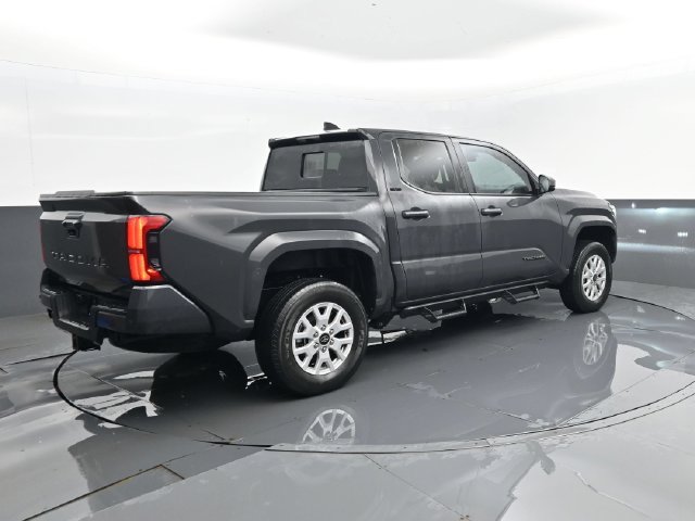 Used 2024 Toyota Tacoma SR5 w/ SR5 Upgrade Package AWD/4WD image 21