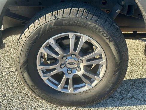 Used 2018 Ford F150 Lariat image 7