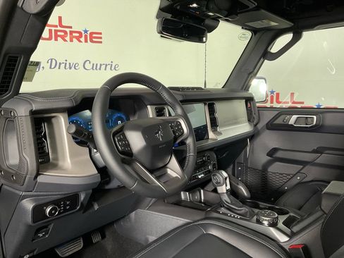 New 2026 Ford Bronco Outer Banks w/ Sasquatch Package AWD/4WD image 13