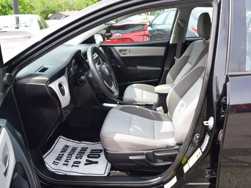 Used 2019 Toyota Corolla LE FWD image 27