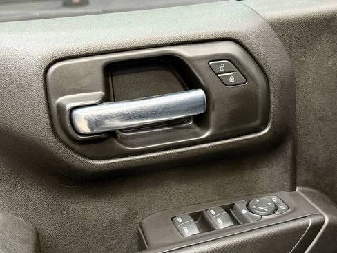 Used 2020 Chevrolet Silverado 1500 Custom Trail Boss image 19