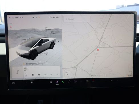 Used 2024 Tesla Cybertruck AWD Crew Cab image 24