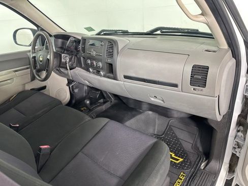 Used 2013 Chevrolet Silverado 1500 W/T w/ LS Package image 12