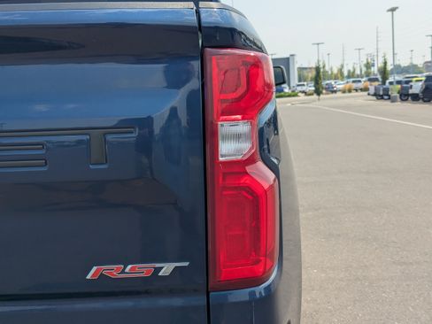 Certified 2022 Chevrolet Silverado 1500 RST w/ Convenience Package II AWD/4WD image 46