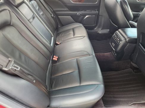 Used 2017 Lincoln Continental Select w/ Climate Package AWD/4WD image 29