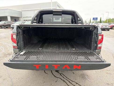 Used 2020 Nissan Titan PRO-4X w/ Pro-4x Convenience Package AWD/4WD image 29