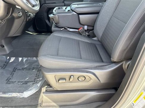 Used 2024 Chevrolet Silverado 1500 Custom Trail Boss w/ LPO, Dark Essentials Package image 12